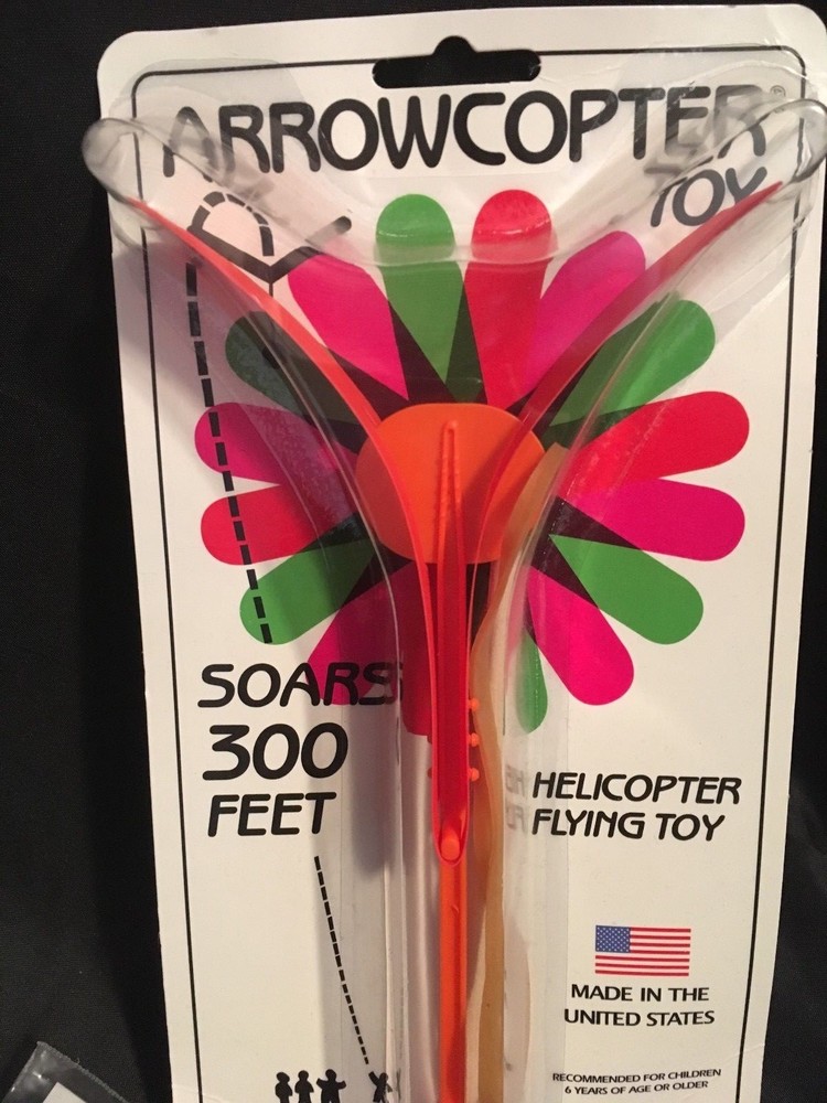 Arrowcopter toy with light attachment