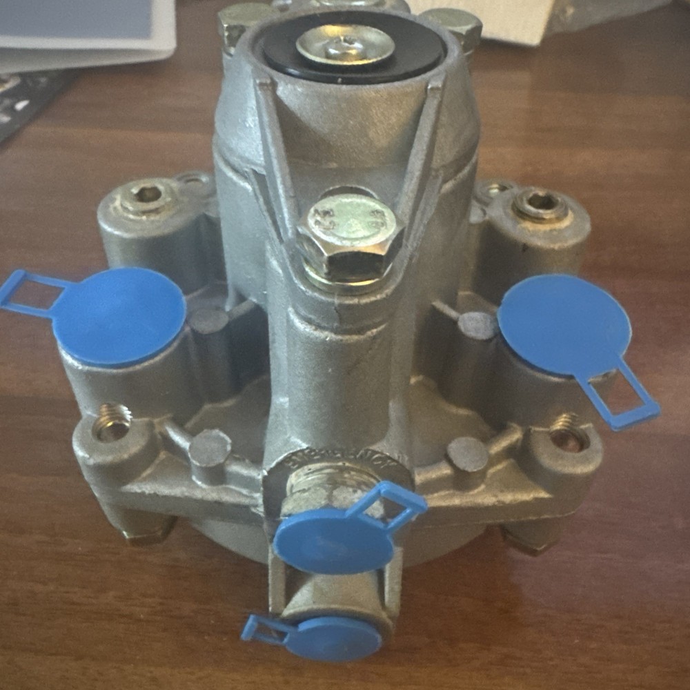 PL-281865 RELAY EMERGENCY VALVE Bendix RE-6