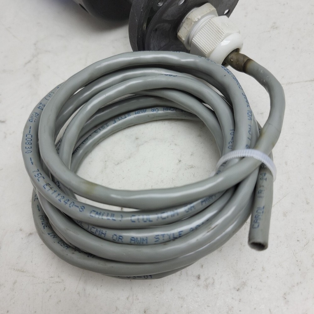 Cutler Hammer E26BL Stacklight Base With 4 Lights Ser A2 250V Max Used