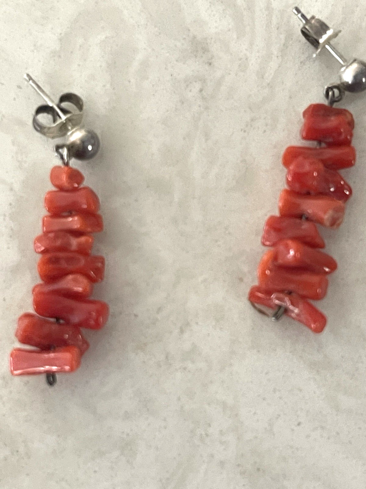 EXCEPTIONAL VINTAGE SANTO DOMINGO CORAL STERLING SILVER NECKLACE & EARRINGS SET
