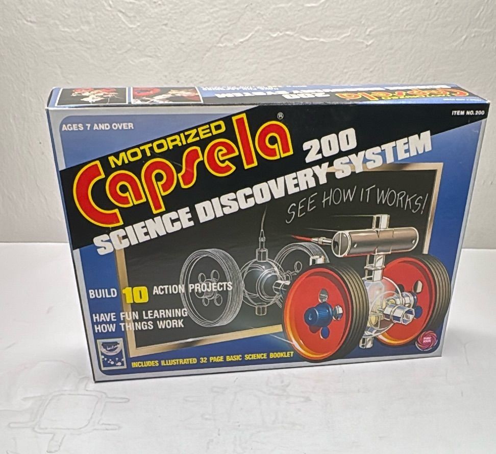 Capsela 200 Motorized Science Discovery System 1990 Starter Set Boxed