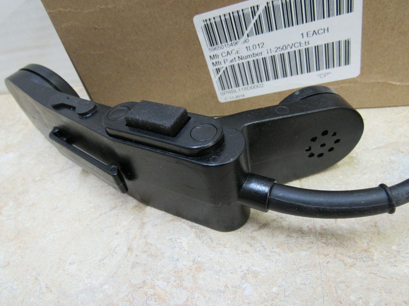 H-250 VCEB US Military Radio Handset with Ear Bud Assembly NIB Volume Control