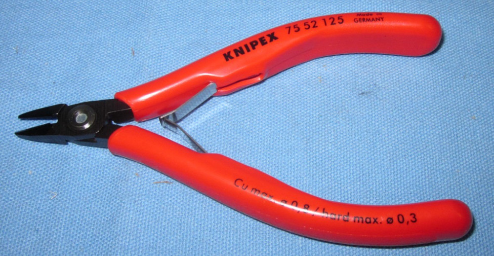 Knipex 5" Electronics Diagonal Cutters 75 52 125
