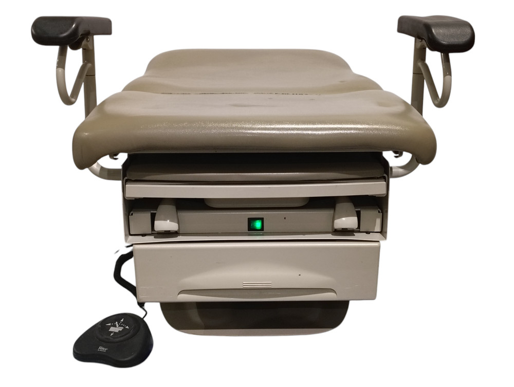 Midmark 223 Power Exam Table