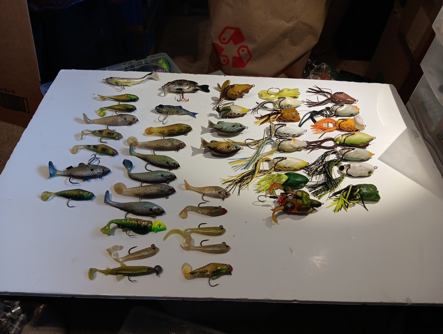 Lot of 43 Weedless & Rubber Lures Frogs, Turtle, Fish w/case