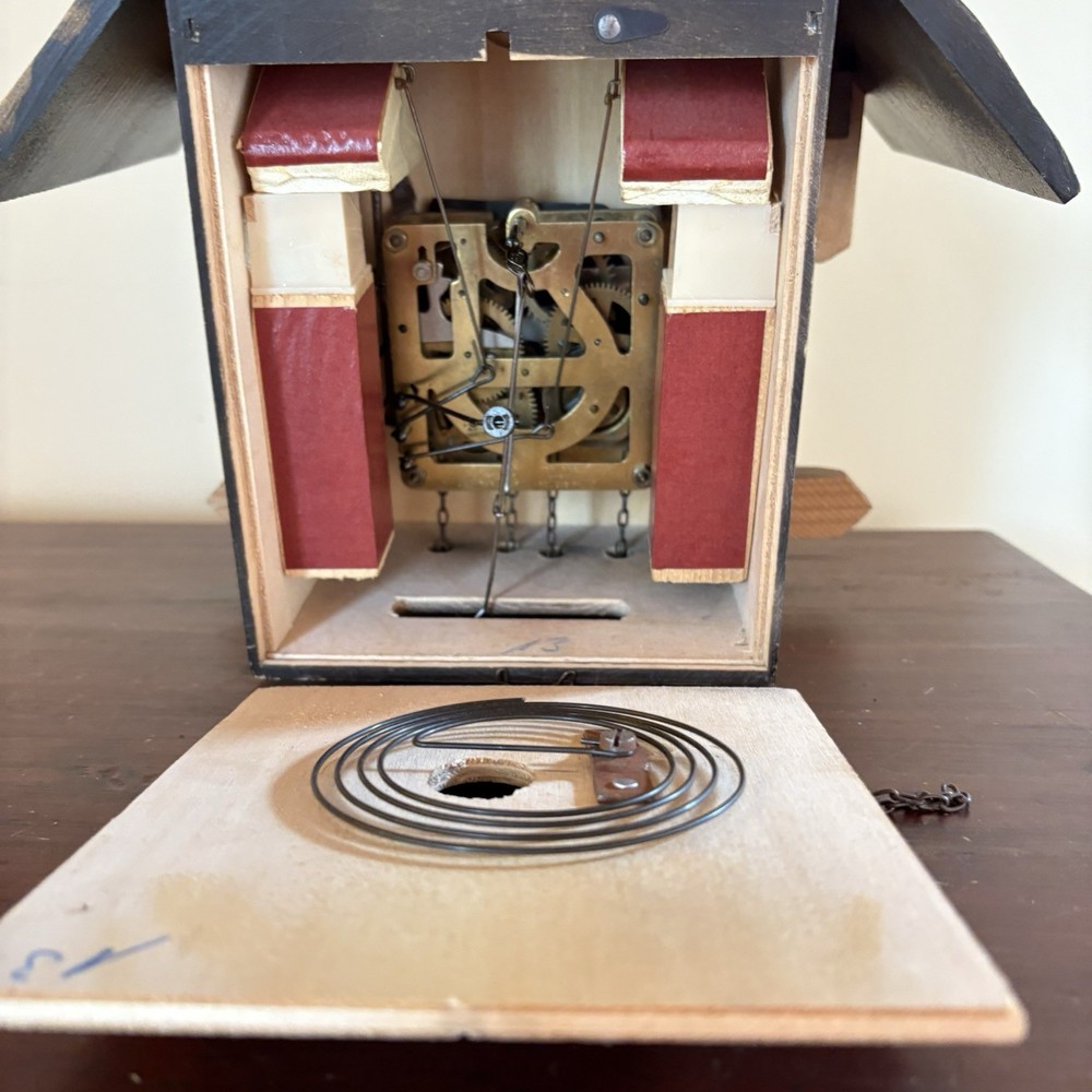 German Cuckoo Clock No Weights Or Pendulum