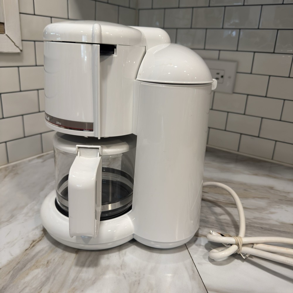 KitchenAid 4 cup Ultra Compact Coffee Maker Model KCM055 KCM055AC3