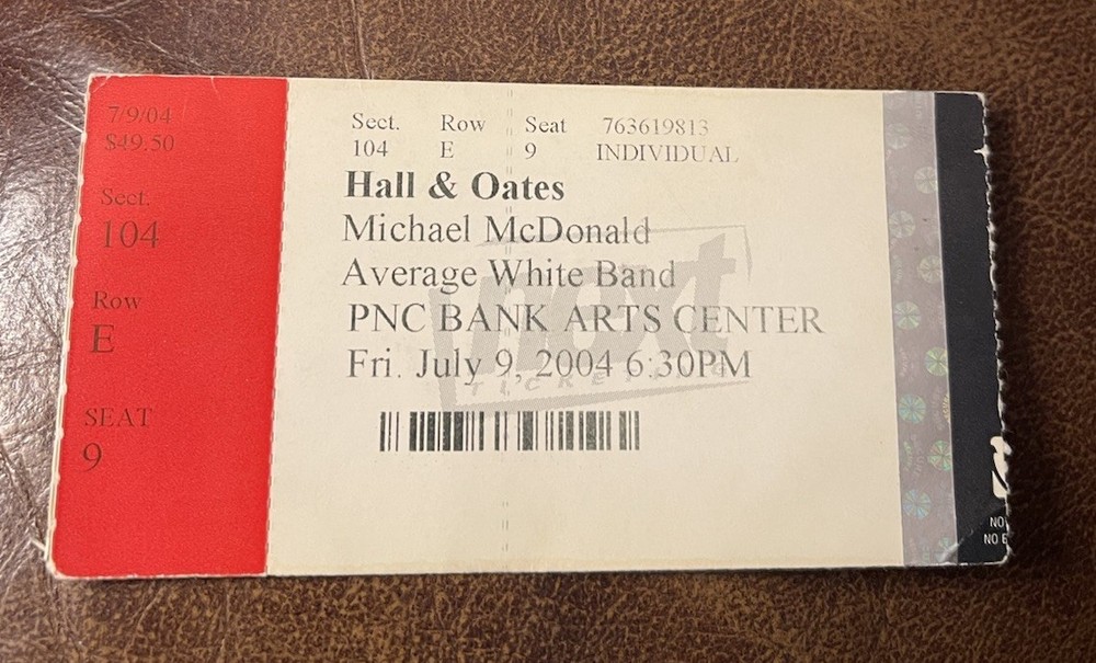 AVERAGE WHITE BAND/HALL & OATES RARE CONCERT TICKET STUB HOLMDEL, NJ 07/09/2004