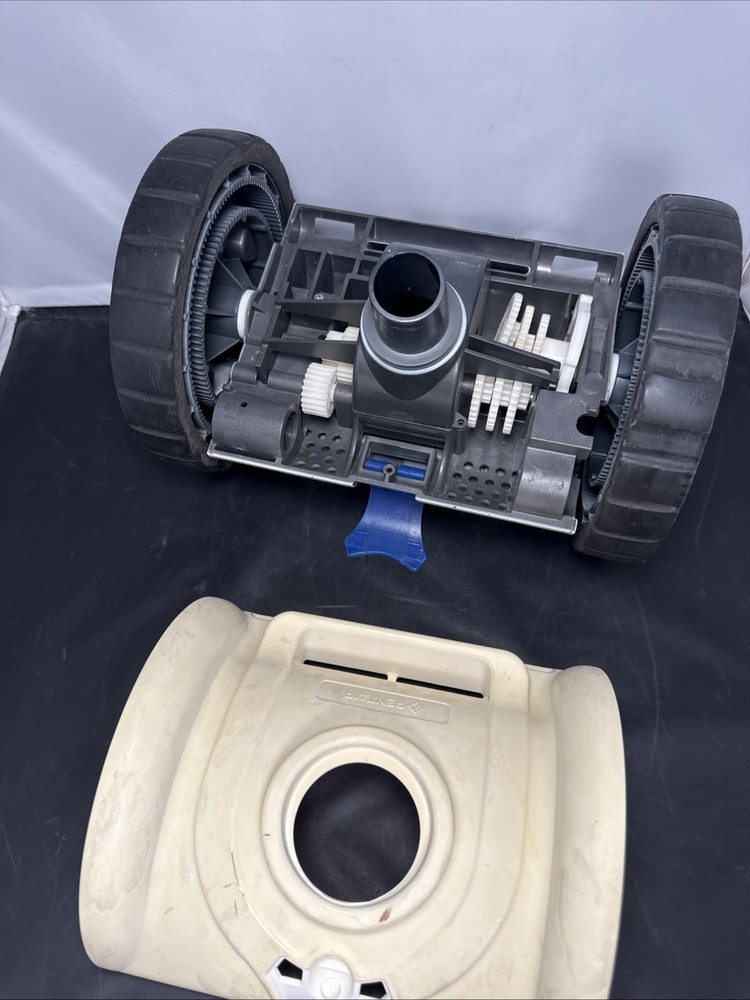 Pentair Suction Pool Vacuum Cleaner sweep Untested