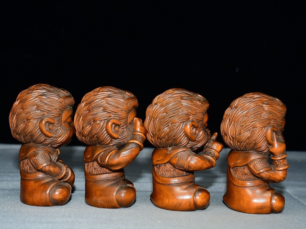Exquisite Small Leaf Boxwood Four Not Monkey Ornament