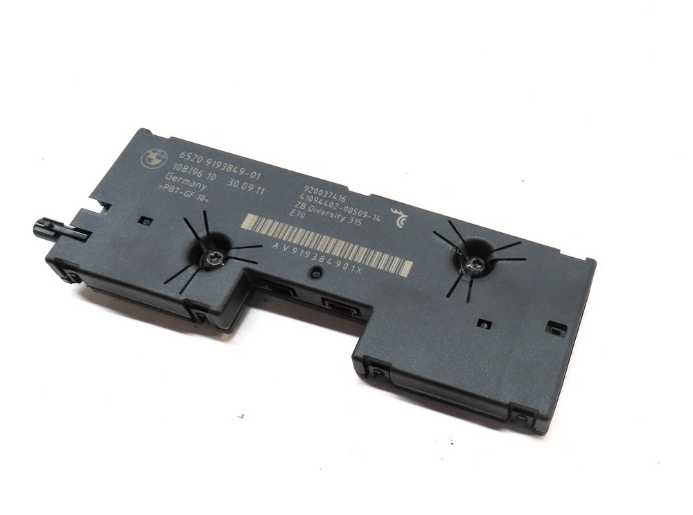 2012 BMW X5 (E70) RADIO STEREO DIVERSITY ANTENNA AMP AMPLIFIER MODULE