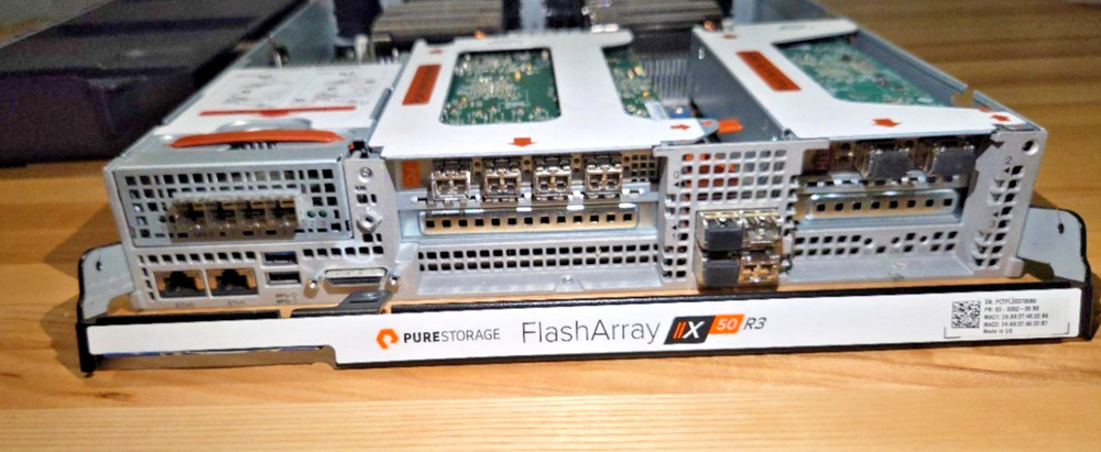 PureStorage Pure FlashArray X50 R3 83-0352-00
