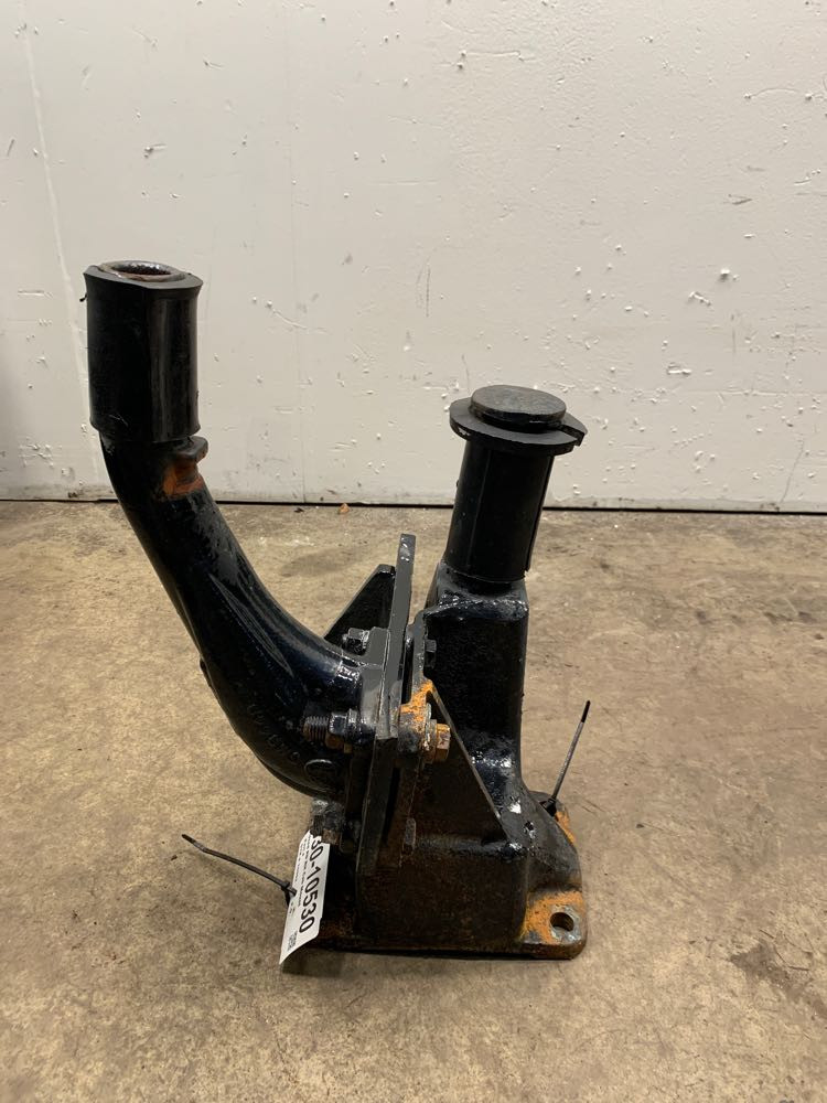2001 Mack RD Cab Mount (630-10530)