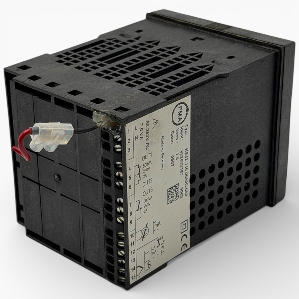 PMA KS42-110-0000D-000 Temperature Controller