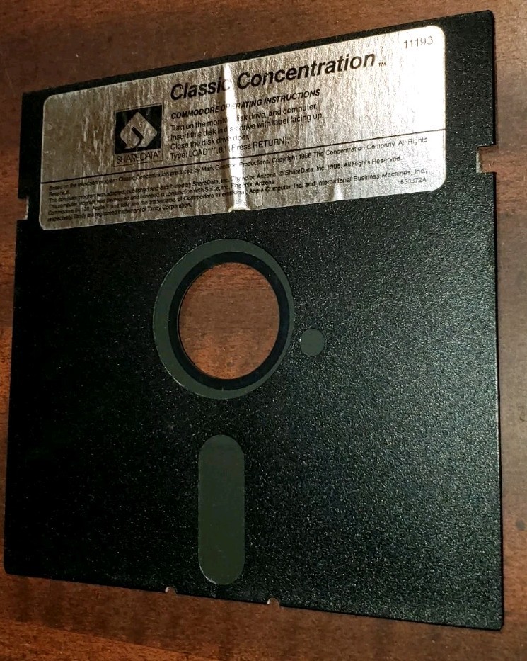 Classic Concentration Commodore 64/128, 1988 Share Data Floppy Disk Only