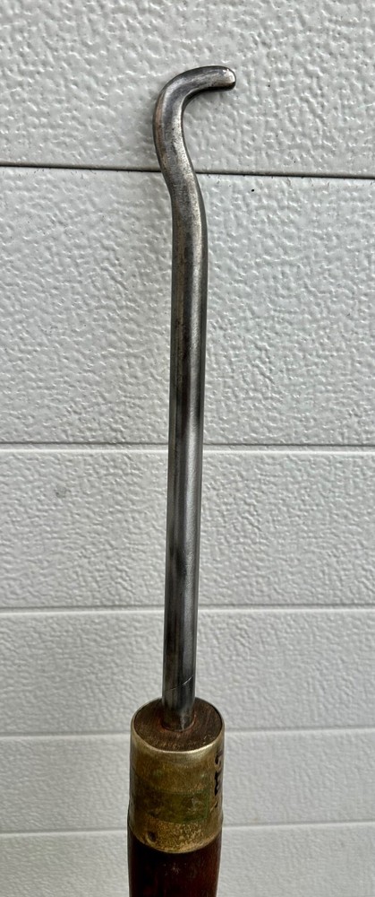 Metal Hook Spinning Tool ~ 27" Length~ (5789)