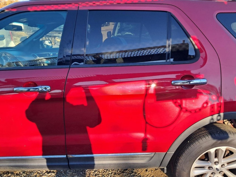 EXPLORER 2012 Glove Box 4854484