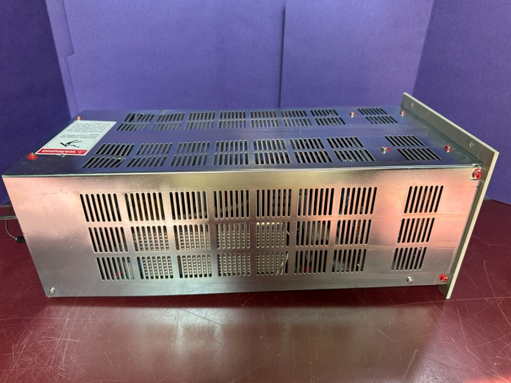 AS IS POWERS ON Varian 9297010 Dual Ion Pump Controller