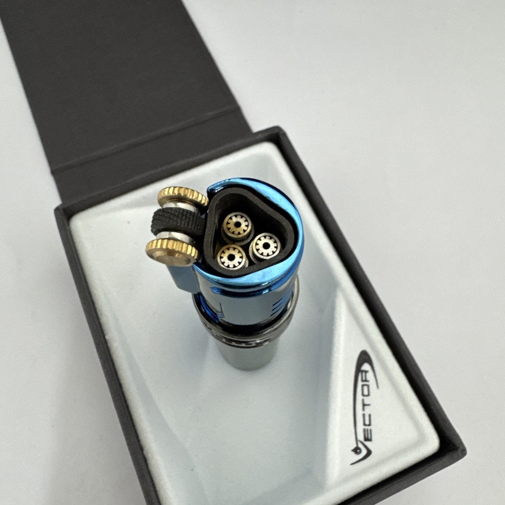 Vector Robusto - Triple Jet Flame Torch Lighter - Blue - New