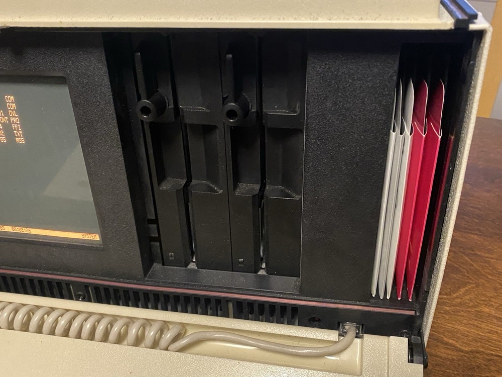 Rare Access Matrix CP/M Portable Vintage Computer from 1983 w System Software