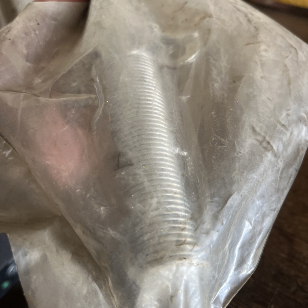 NOS Velvac 593057 Plug,7-Way