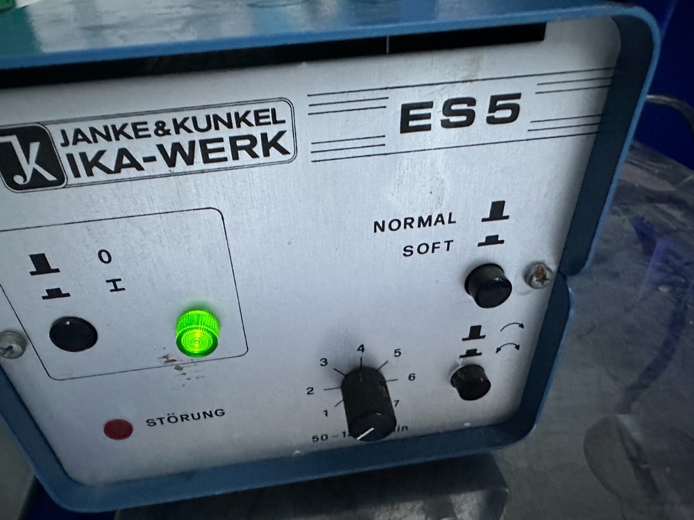 Ikamag EOA 9 Multipoint Stirrer W/ Ika-Werk ES5 Controller