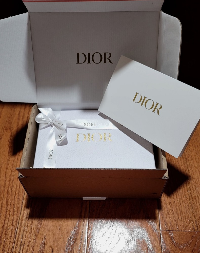 DIOR Medium Gift Box