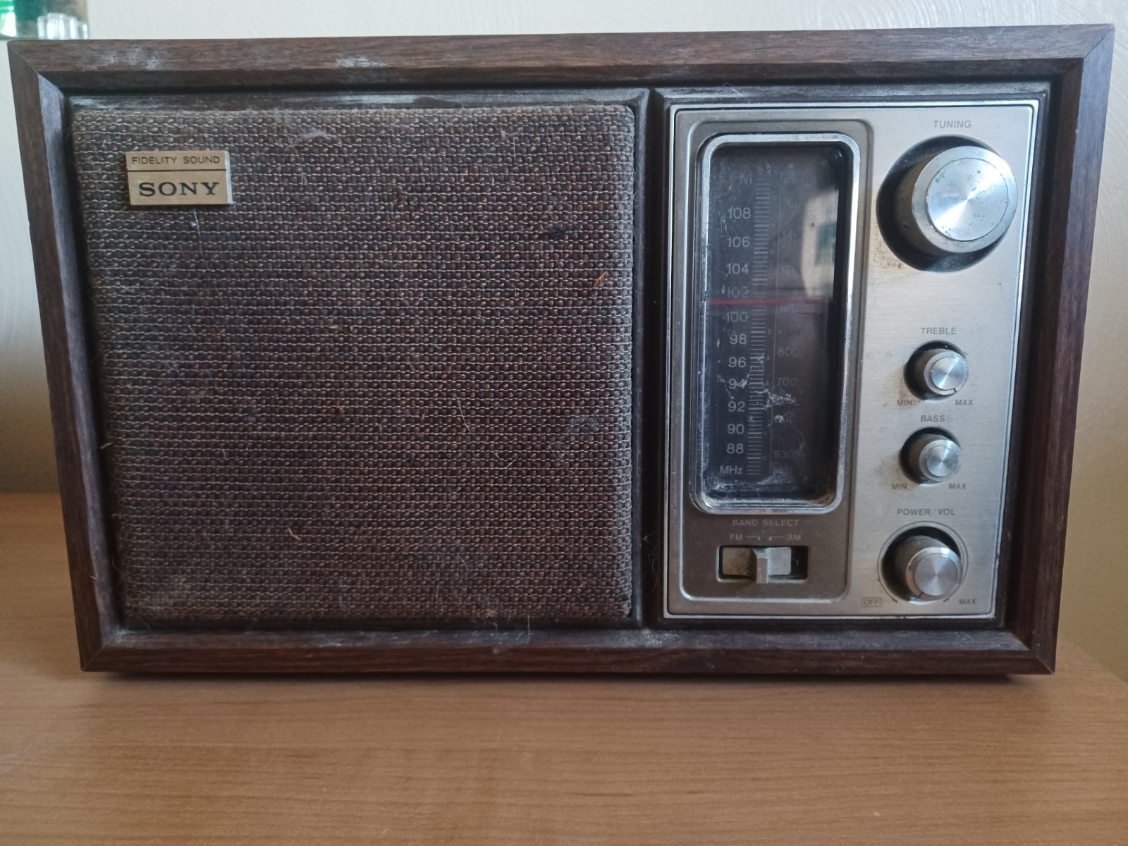 Sony Radio ICF-9650W AM/FM Tabletop Stereo Wood - Vintage - Works