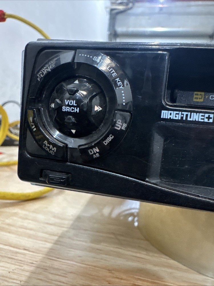 Clarion ARX5470 Car Stereo