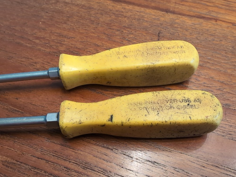 Snap-On SSD2 & SSDP31 Flat Tip & Phillips Screwdrivers Yellow Handle Rare
