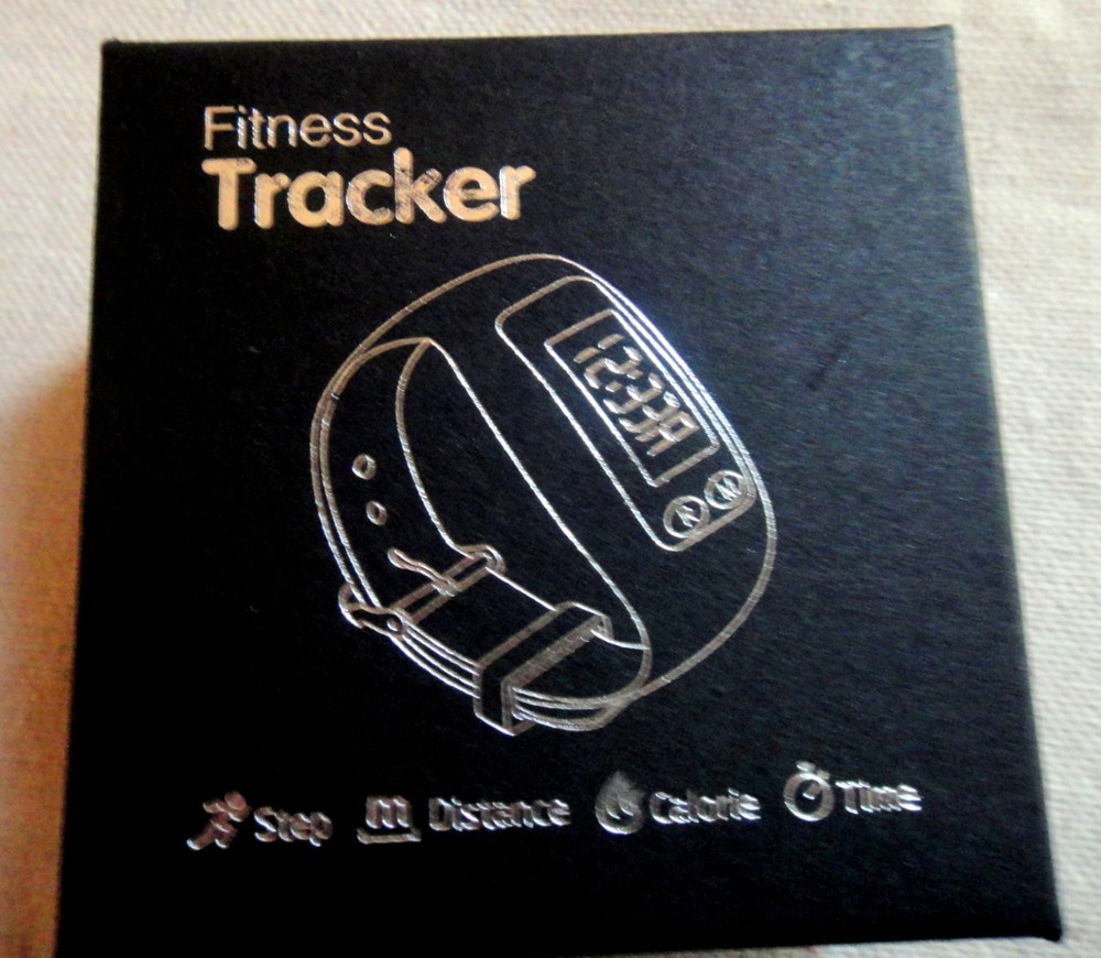 Fitness Tracker,:    Step / Distance / Calorie / Time