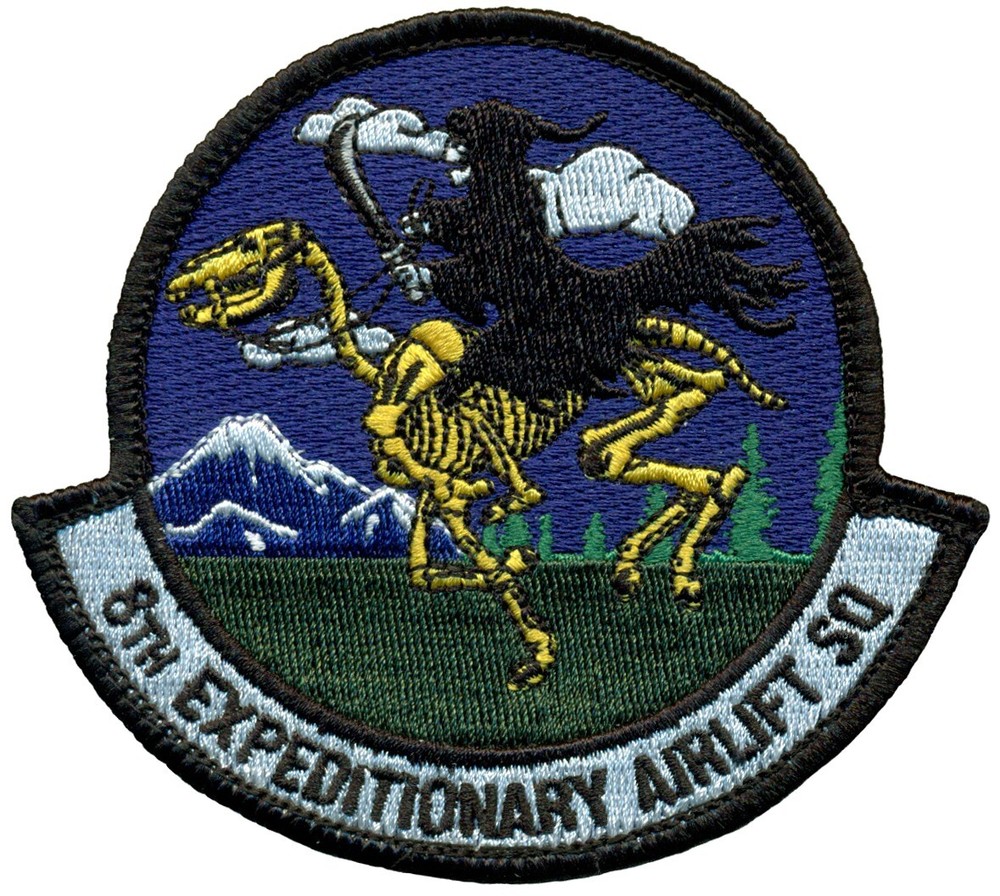 USAF 8th EXPEDITIONARY AIRLIFT SQUADRON PATCH