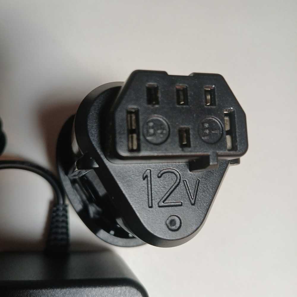 12V Charger Compatible (R1s3sb)