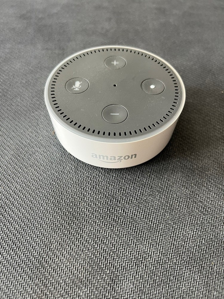 Amazon Echo Dot (1st Generation) – White RS03QR – No Power Cable