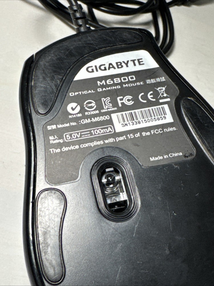 Gigabyte Gaming Mouse USB Wired M6800 Preowned Tested Works
