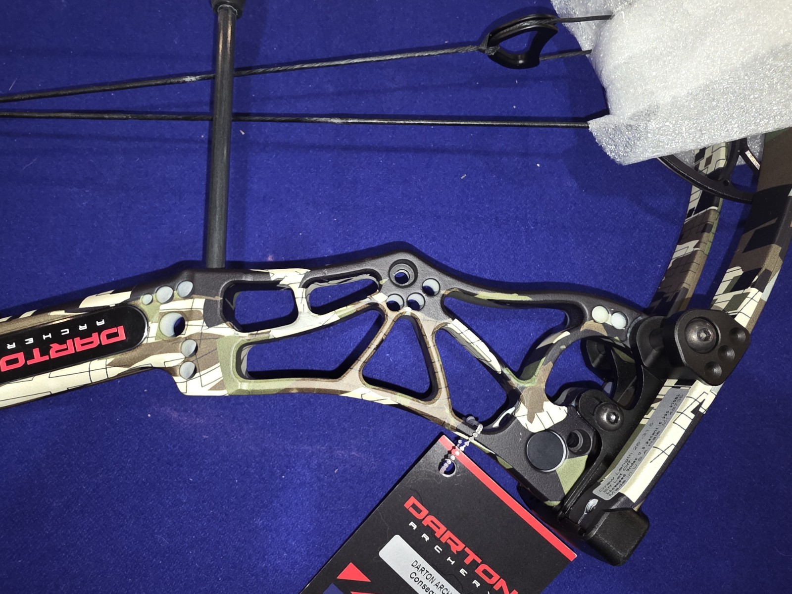 Darton Consequence Right Hand 60# Ursi Emerge 2.0 Camo - Brand New - 54