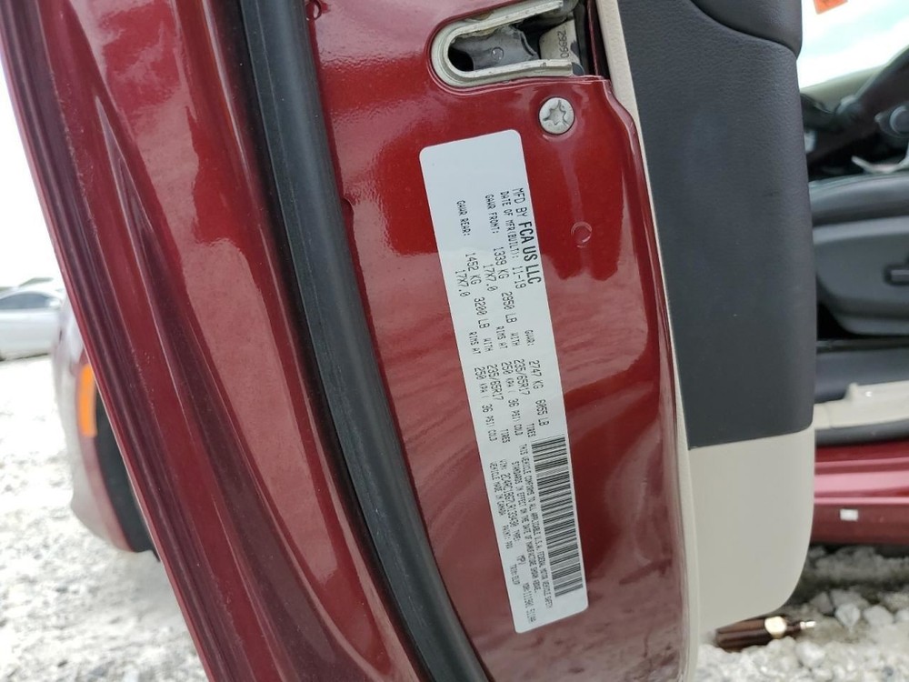 PACIFICA 2020 Glove Box 4738483