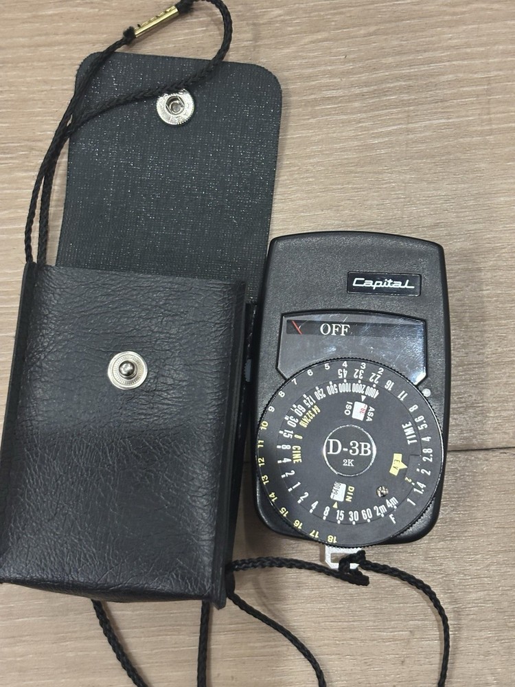 Capital D-3B Analog Light Meter Silver Oxide Battery for Camera with Case