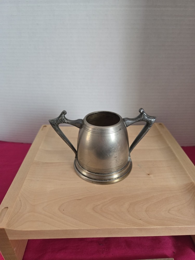 Vtg Silver Plated Sugar Bowl Great Condition Marked On Bottom