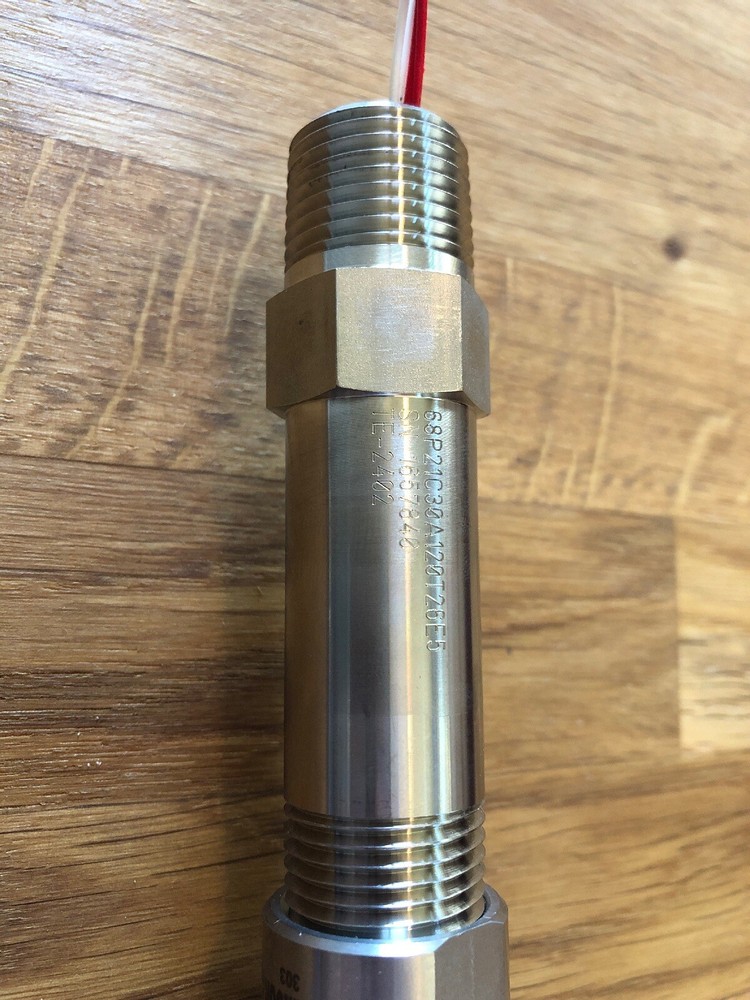 Rosemount Temperature Transmitter 68P21, Ht346074