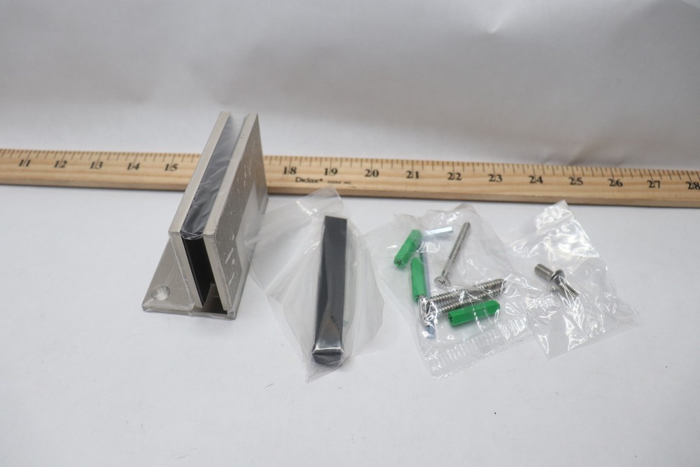 Futureglass Gamma Wall Mount Offset Back Plate Hinge GAM-OB90-BN