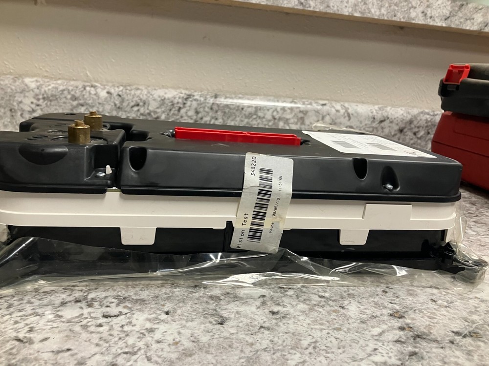 Freightliner instrument cluster panel assembly: VDO-A2C53081949