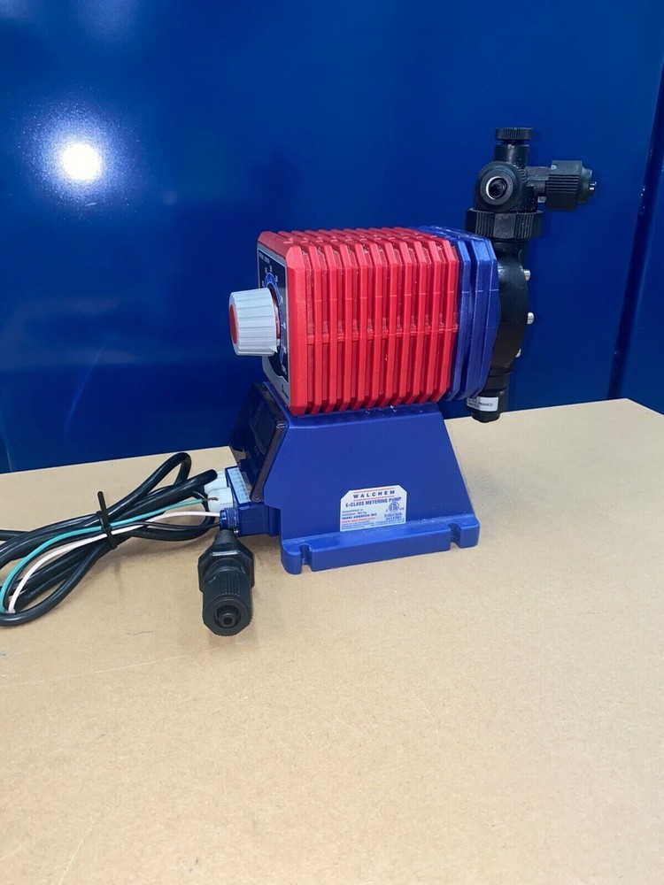 Walchem Series Metering Pump EHE46E2-PCV 