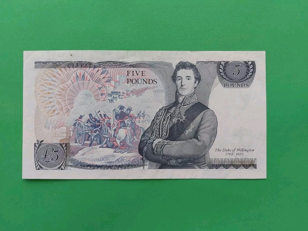 1987 1988 England £5 Excellent