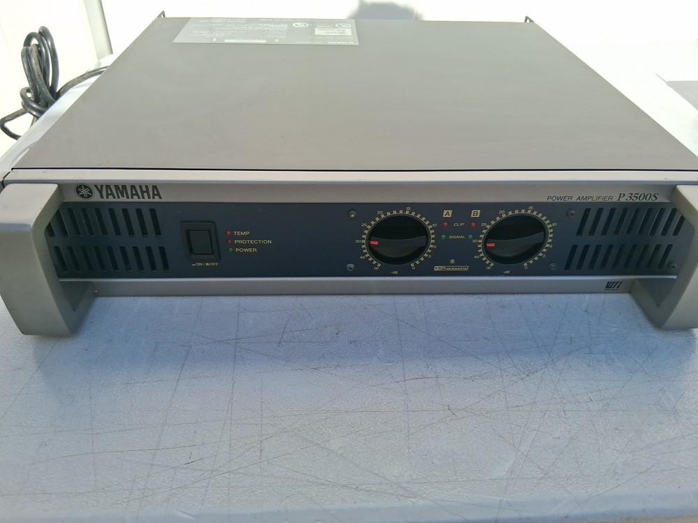 Yamaha 3500S Power Amplifier   Very Nice