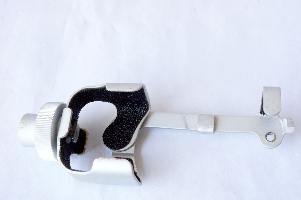 Minox Stativkopf Spy Camera Tripod Adapter Mount Chrome Working Order