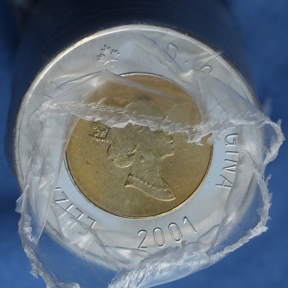 Canada 2001 Toonie 2$ from a Mint Roll (Normal Reverse)