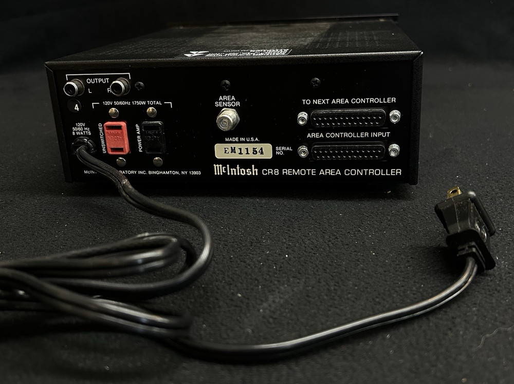 McIntosh CR8 Remote Area Controller with Remote in Original Box