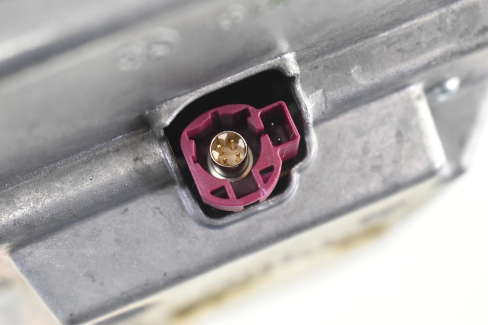 2014 BMW X3 8.8 Display Screen - Used, No Anti-Theft Code, Needs Reprogramming