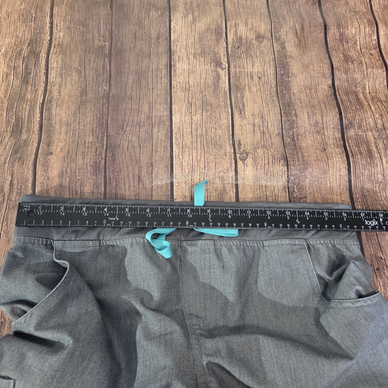 FIGS Kade Cargo Scrub Pants Womens MT Tall Graphite Gray FIONx Medical Work